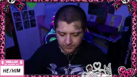 Snapshot of ftmbiggestclit chatting on May 18, 4:07 am Kevin online show from May 18, 4:07 am