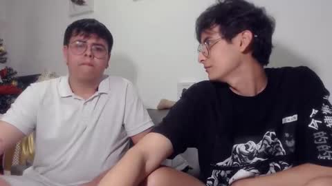 uwu online show from November 12, 12:11 am