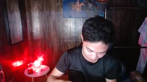 Snapshot of fuck_by_zack chatting on March 26, 4:18 am Zack online show from March 26, 4:18 am