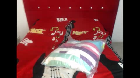 fuck_couple_latin online show from October 10, 11:31 am