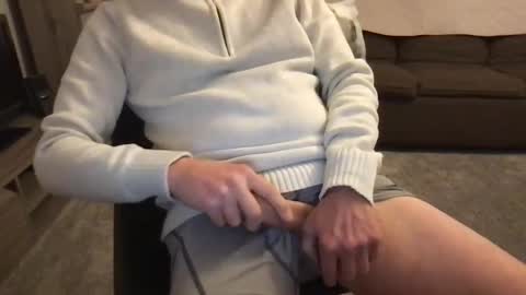 Snapshot of fuck_me_in_gr chatting on December 16, 3:22 pm Fuck Me in GR online show from December 16, 3:22 pm