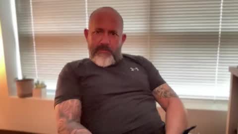 Snapshot of fuckadilf chatting on May 22, 8:03 pm fuckadilf online show from May 22, 8:03 pm