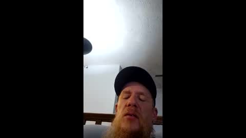 fuckaroundfun69 online show from April 1, 12:17 pm