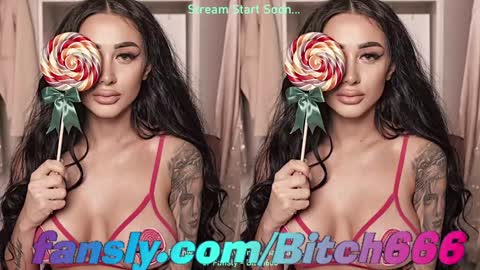 Snapshot of fuckbitoni chatting on December 8, 10:25 pm online show from December 8, 10:25 pm