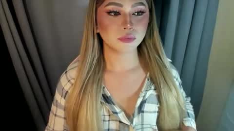 R A I N M O R A L E S  G M A I L . C O M online show from April 13, 9:20 pm