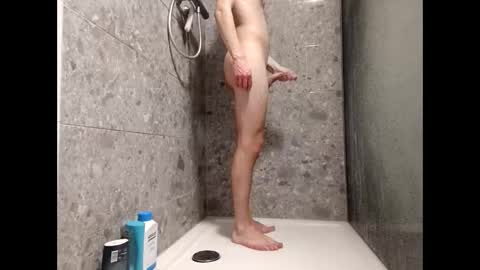 fuckdutchy1998 online show from February 13, 8:27 pm