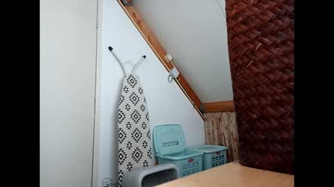 fuckdutchy1998 online show from April 3, 2:48 pm