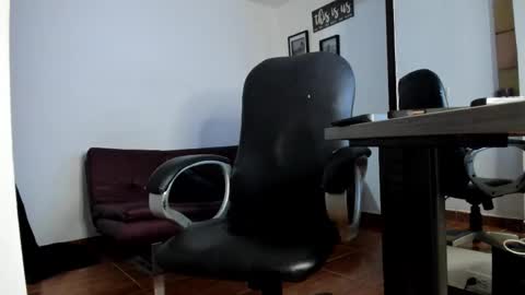 Snapshot of fuckerwate chatting on October 27, 8:02 pm SERGIO THE SEX LAWYER online show from October 27, 8:02 pm