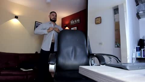 SERGIO THE SEX LAWYER online show from April 24, 3:20 am