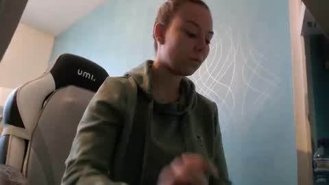 La online show from November 28, 7:22 am