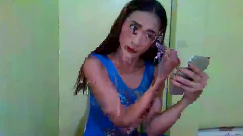 Snapshot of fucking_angel98 chatting on June 8, 6:25 am Angel online show from June 8, 6:25 am