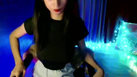 lexi online show from March 22, 1:47 pm