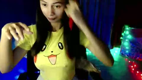 lexi online show from March 24, 3:50 pm