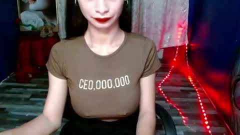 lexi online show from April 7, 6:03 am