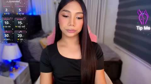 JAYDE MARRIE online show from March 16, 9:30 pm