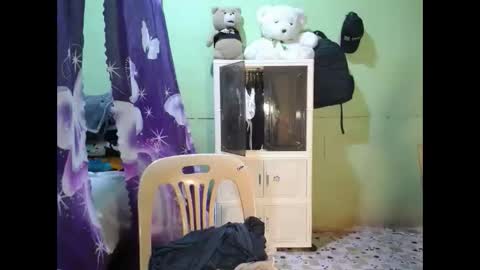 sexy 7inchCock online show from April 18, 10:41 am