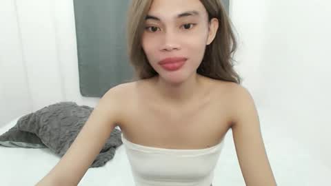 Snapshot of fuckingsexy143 chatting on October 30, 1:07 am fuckingsexy143 online show from October 30, 1:07 am