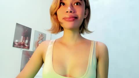 fuckingsexy143 online show from May 6, 2:40 am