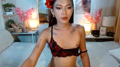 Snapshot of fuckme811826 chatting on June 3, 2:33 pm fuckme811826 online show from June 3, 2:33 pm