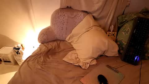 fuckmypussyplz1 online show from April 3, 1:14 am