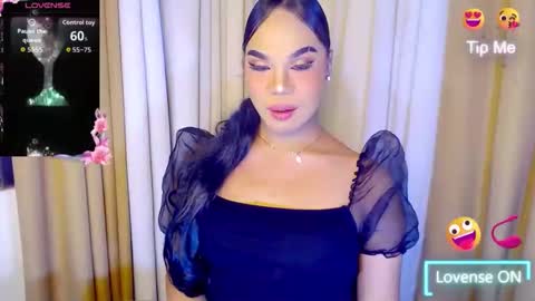 Snapshot of fuckscar_doll chatting on October 19, 11:33 am fuckscar_doll online show from October 19, 11:33 am