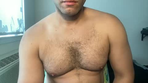 Snapshot of fuckyeahcoach chatting on June 19, 1:15 pm Muscle Bear Jock in Training online show from June 19, 1:15 pm