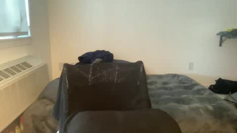 Snapshot of fuckyeahcoach chatting on June 29, 8:09 pm Muscle Bear Jock in Training online show from June 29, 8:09 pm