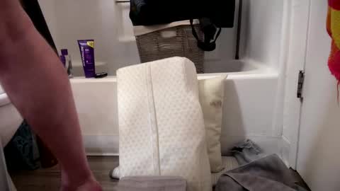 fukmyass247 online show from November 10, 12:48 pm