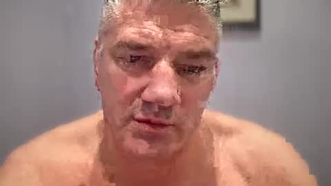 Snapshot of fullback_15 chatting on January 17, 12:54 pm fullback_15 online show from January 17, 12:54 pm