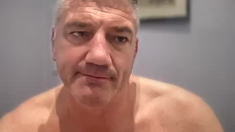 Snapshot of fullback_15 chatting on May 10, 12:21 pm fullback_15 online show from May 10, 12:21 pm