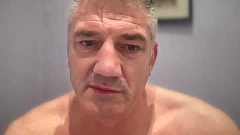 Snapshot of fullback_15 chatting on May 15, 5:20 pm fullback_15 online show from May 15, 5:20 pm
