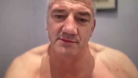 Snapshot of fullback_15 chatting on May 16, 6:54 am fullback_15 online show from May 16, 6:54 am