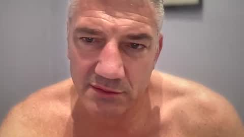Snapshot of fullback_15 chatting on June 6, 11:04 am fullback_15 online show from June 6, 11:04 am