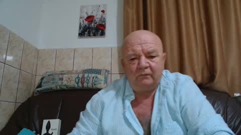 fullballs6 online show from December 7, 2:53 am