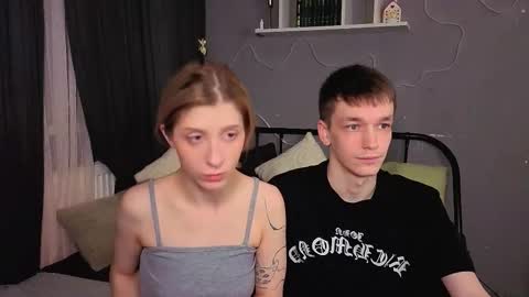 Snapshot of fullpower_couple chatting on October 7, 4:26 pm Lewis and Marta - FANSLY AMOREARTE online show from October 7, 4:26 pm