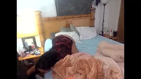 Astrid online show from April 24, 3:20 am