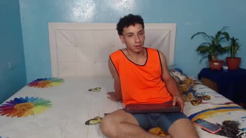 fun_and_horny_ online show from September 22, 12:01 am