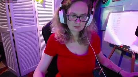 Princess Nellie  Captain Simon online show from September 19, 6:19 pm