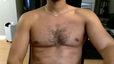 Max online show from October 30, 7:47 pm