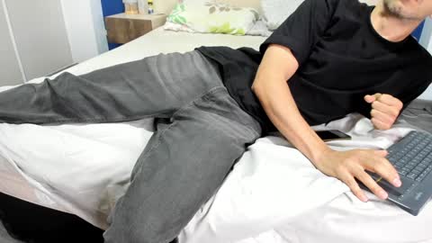 Sammygirl  tommy guy friends with benefits online show from December 28, 7:54 pm