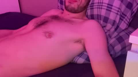 fundude1993 online show from April 17, 8:01 pm