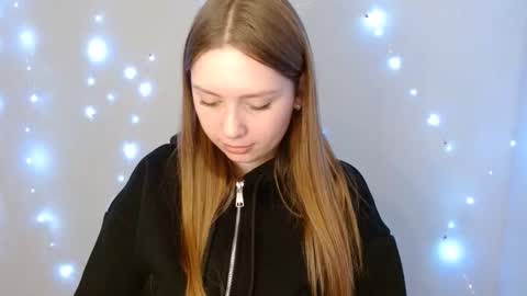 Emma online show from December 18, 8:09 am