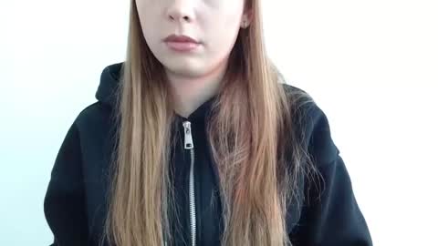 Emma online show from March 2, 7:15 am