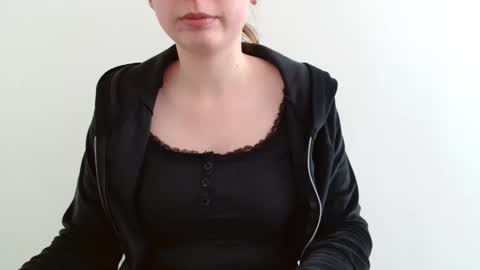 Emma online show from April 23, 12:29 pm