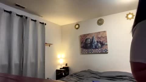 Snapshot of funflirt97 chatting on December 19, 10:39 pm Linnys Palace online show from December 19, 10:39 pm