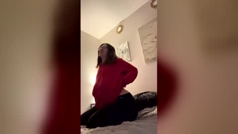 Snapshot of funflirt97 chatting on January 16, 3:32 am Linnys Palace online show from January 16, 3:32 am