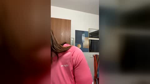 Snapshot of funflirt97 chatting on February 23, 6:38 pm Linnys Palace online show from February 23, 6:38 pm