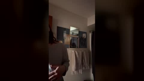 Snapshot of funflirt97 chatting on February 24, 5:33 pm Linnys Palace online show from February 24, 5:33 pm