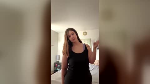 Snapshot of funflirt97 chatting on February 26, 6:40 pm Linnys Palace online show from February 26, 6:40 pm