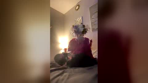 Snapshot of funflirt97 chatting on March 4, 3:34 am Linnys Palace online show from March 4, 3:34 am